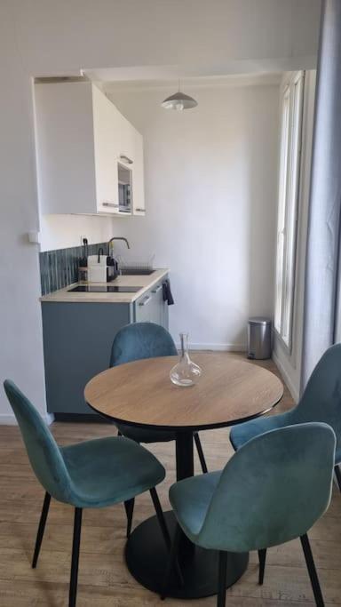 Vieux-port/ 2 Min Du Metro Estrangin Appartement